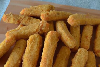Cheesy Delights: Low Carb Cheese Sticks for Guilt-Free Snacking